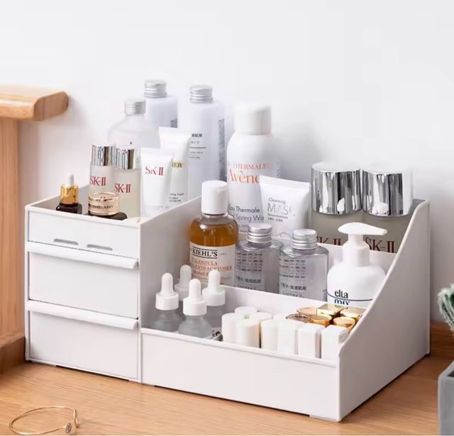 Organizzatore cosmetici bianco