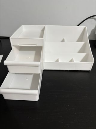 Organizzatore cosmetici bianco