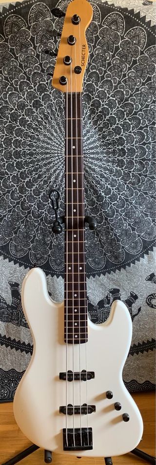 Bajo SCHECTER Jazz Bass 80