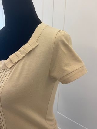 Blusa Carolina Herrera beige