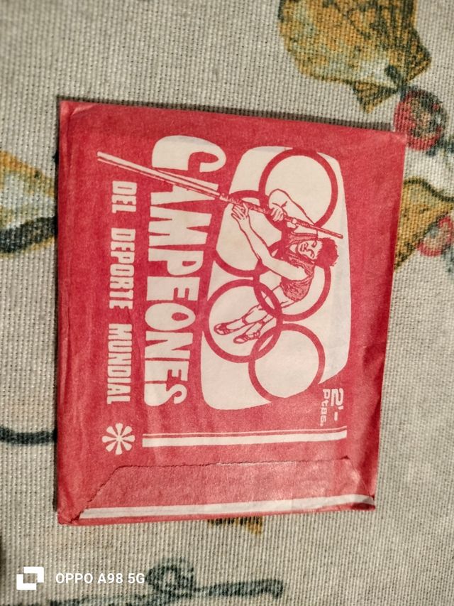 30 Sobres cromos Campeones Deporte Mundial Keisa 