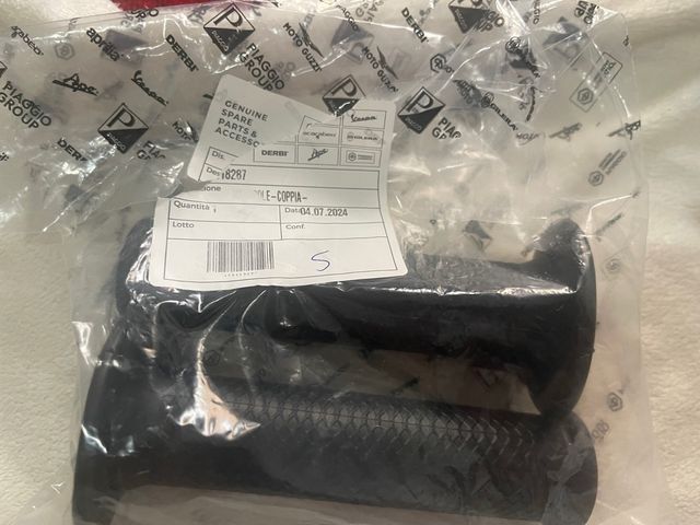 Manopole Aprilia RS 125