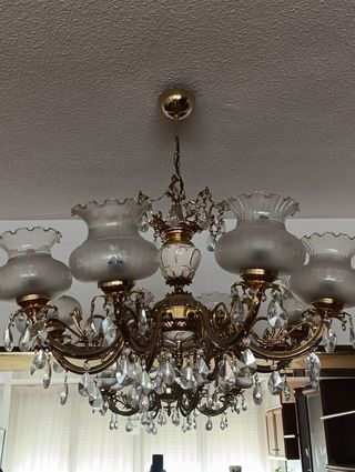 Preciosa lampara de cristal con bronce