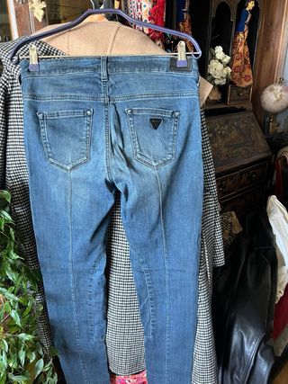 Pantalones Guess pitillo - Azul