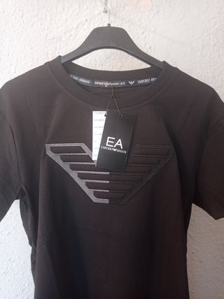 Camiseta Emporio Armani - Blanco y Negro