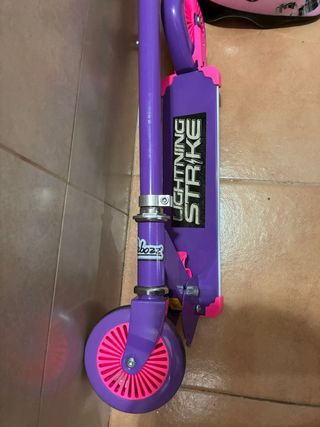 Patinete Lightning Strike + Casco