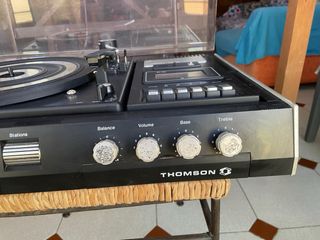 Thomson AC 1001: Radio, Tocadiscos & Cassette