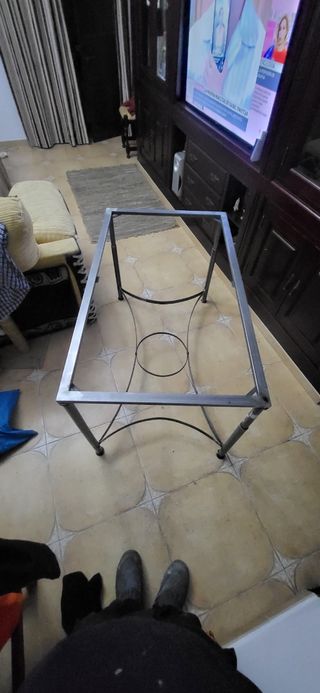 Mesa centro metal gris