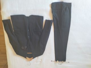 Traje caballero negro elegante