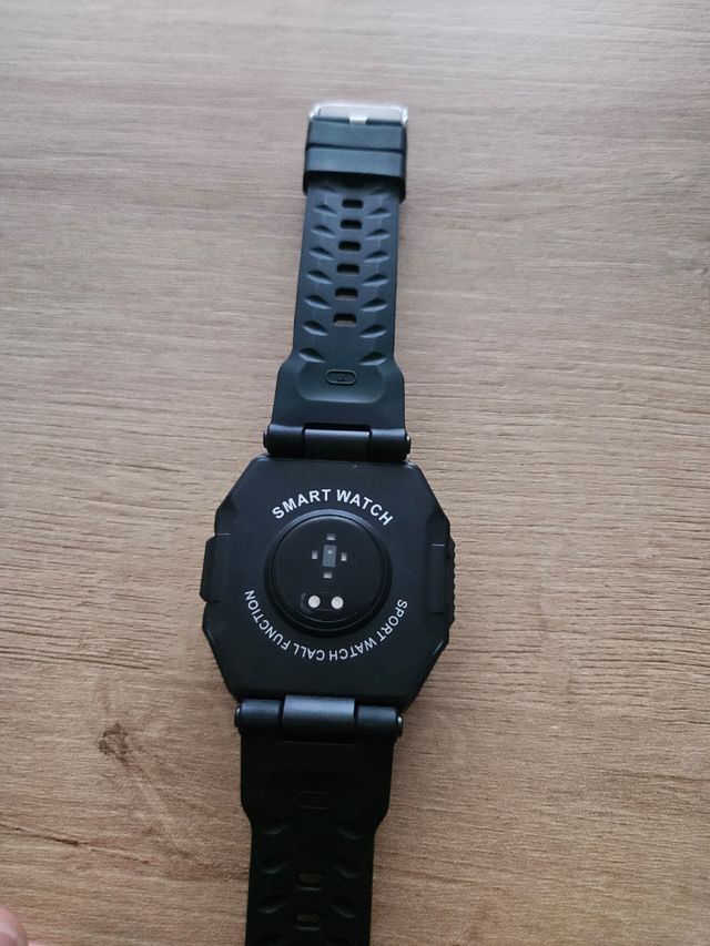 Reloj inteligente deportivo negro