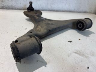 Brazo suspensión Mercedes Vito derecho