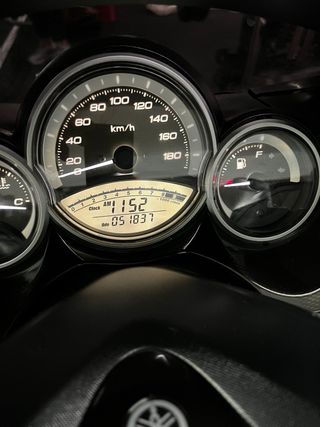 Yamaha TMAX 2010 blanca