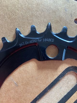 Plato Oval Alugear 34T 104BCD