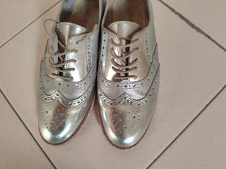 Zapatos Krack beige y plata, talla 36