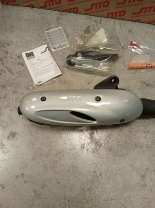 Escape Sito Piaggio NRG-Derbi GP1