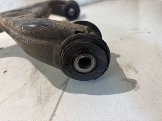 Brazo suspensión Mercedes Vito