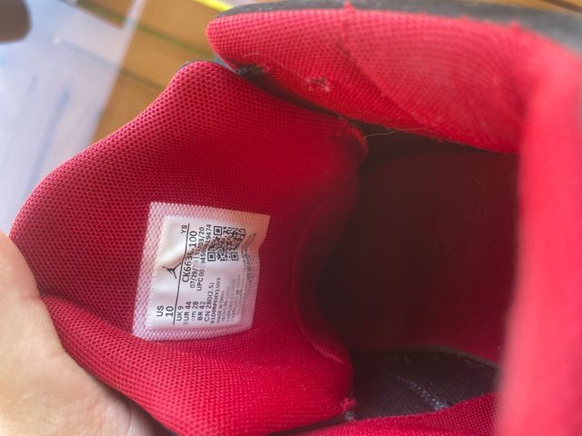 Zapatillas Air Jordan - Blancas y Negras