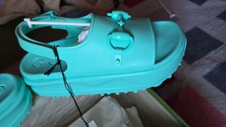 Sandalias Gucci de goma, nuevas a estrenar. T-40