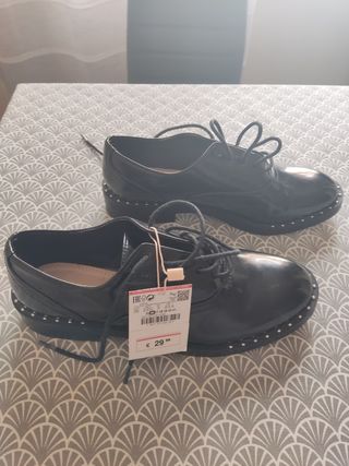 Zapatos Pull&Bear negros, talla 36