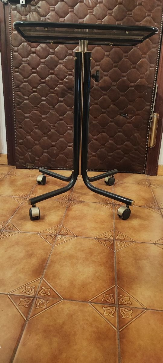 Mesita auxiliar cristal