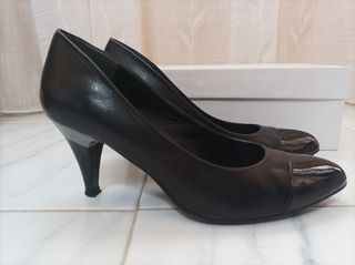 Zapatos Lodi negros de salón