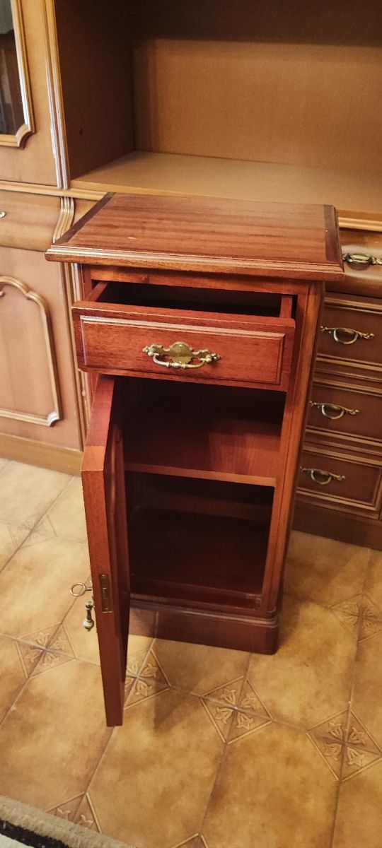 Mueble auxiliar pequeño