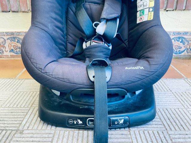 Silla coche bebé Assisfix - Isofix 
bebe confort