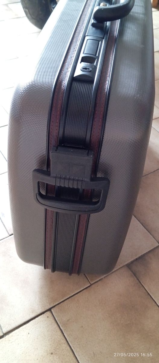 Valigia trolley rigida Grigia