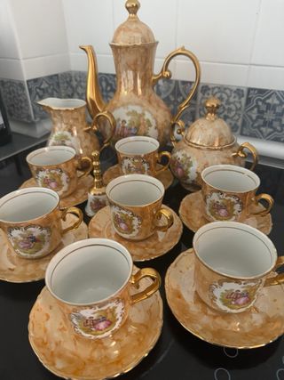Juego Cafetera Porcelana Beige-Dorado
