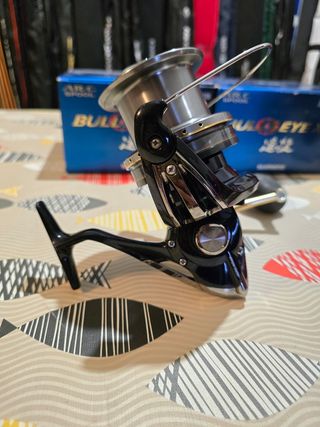 CARRETES SHIMANO BULL EYE XT