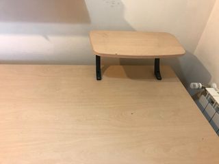 Escritorio esquinero madera beige