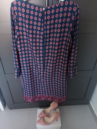Vestido estampado azul y rosa + zapatos talla 37