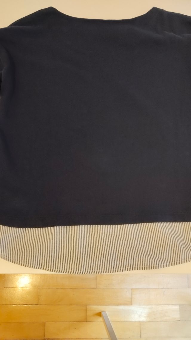 Sudadera azul niña bici París