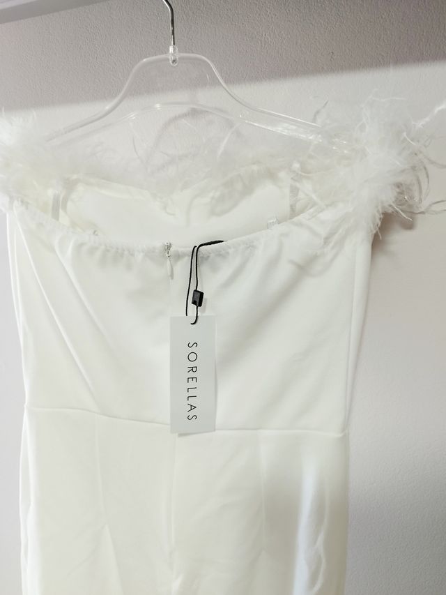 Mono ceremonia,blanco plumas. OFERTA 