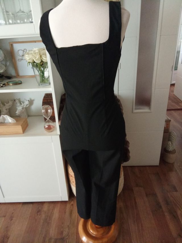 Macacão preto Zara - elegante