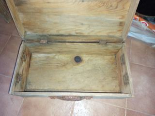 Caja madera antigua
