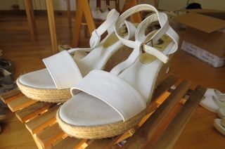 Sandalias cuña esparto blancas - talla 41