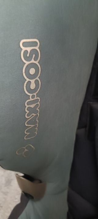 Silla de coche Maxi-Cosi 9 a 18 kg muy negociable☺