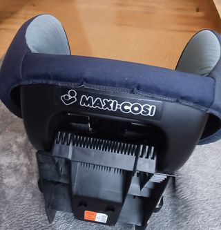 Silla de coche Maxi-Cosi 9 a 18 kg muy negociable☺