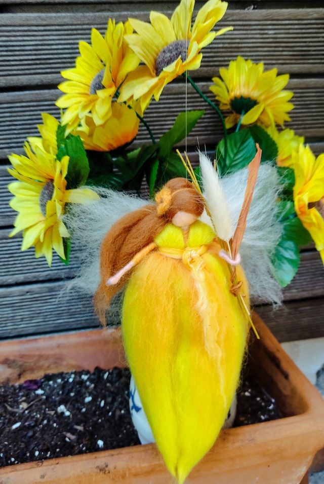 Fata estiva Waldorf fatta a mano