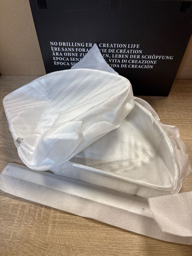 Mensola da bagno GERUIKE senza trapano