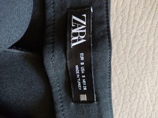 Falda pantalón Zara - color Negro- Talla S