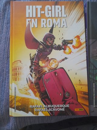 Hit Girl En Hollywood, Roma y Colombia.