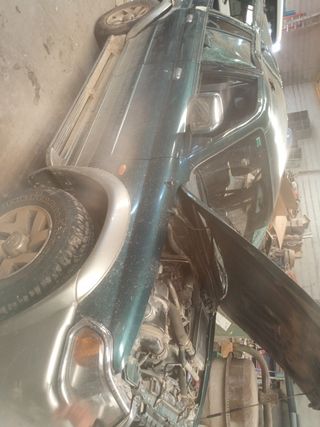Mitsubishi Montero 2003