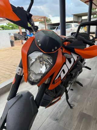 KTM Duke 125