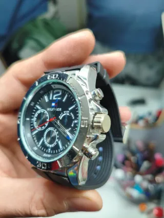 RELOJ TOMMY HILFIGER - NEGRO