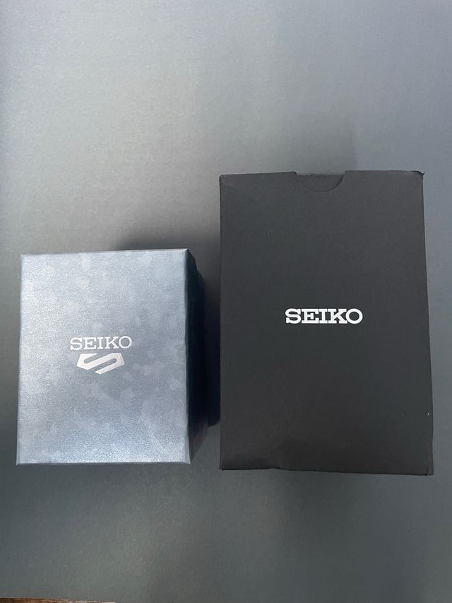 Reloj Seiko Sport 5 Two Tone SRPK22