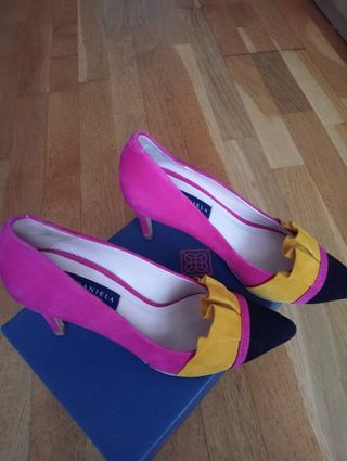 Salones fucsia-amarillo Daniella Shoes