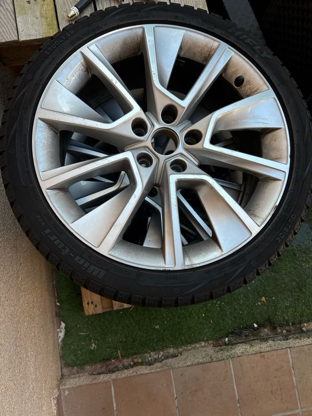 4 Llantas Skoda 18" con neumáticos