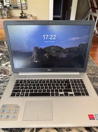 Dell Inspiron 17 5000 i7 - Portatile
